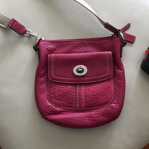 Hot pink pebbled leather coach crossbody - Picture 1 of 10